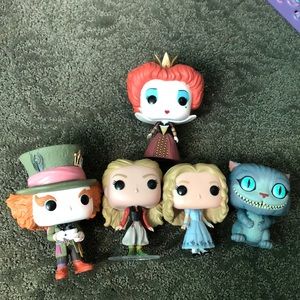 alice and wonderland pops
